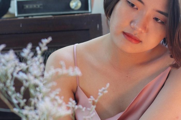 如何应对交友应用中的诡异信息