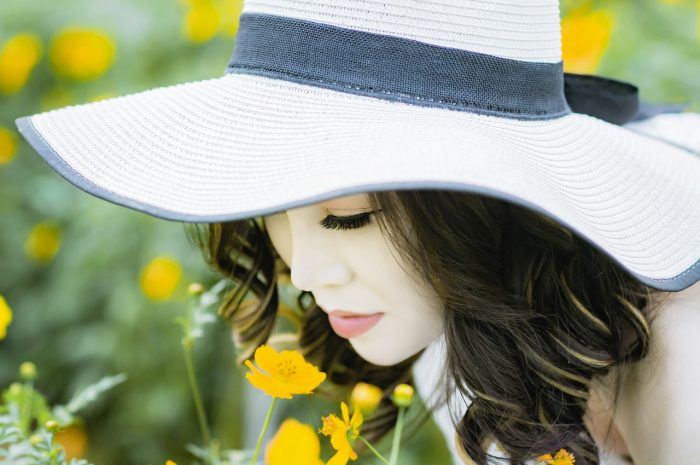 首次约会识别假资料的技巧与方法