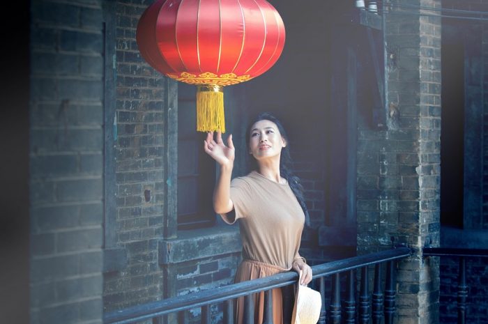 在线交友成功秘诀：如何撰写引领爱情的第一条消息