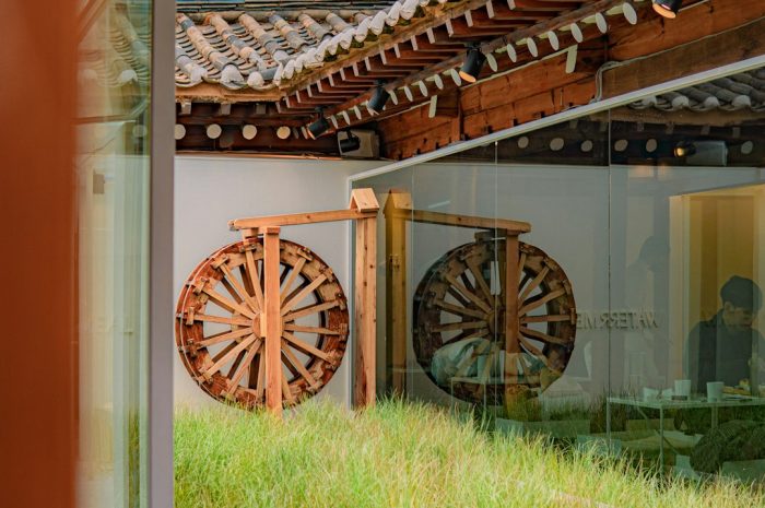 为什么随意的聊天可以引发真正的浪漫